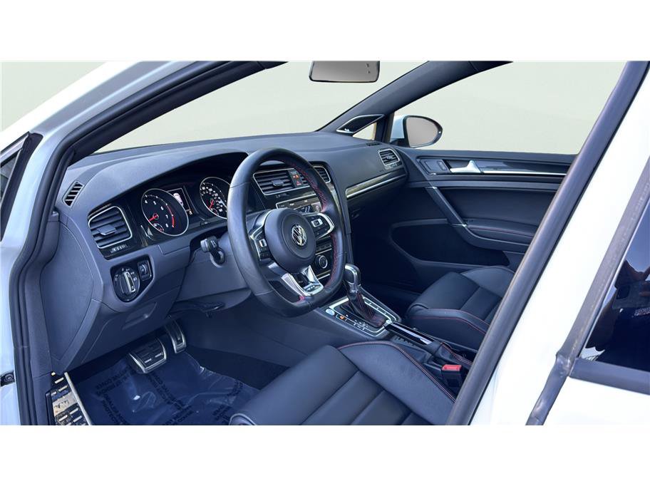 Used 2016 Volkswagen GTI SE FWD image 9