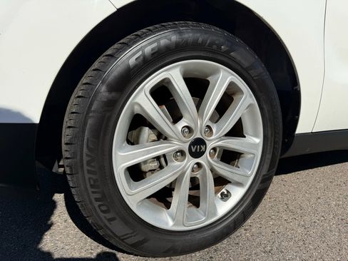 Used 2019 Kia Soul + image 46