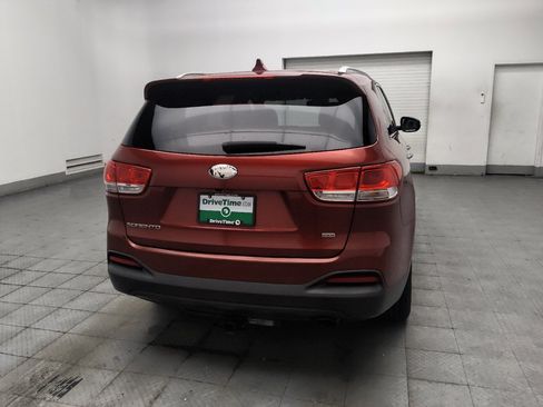 Used 2017 Kia Sorento FWD w/ LX Convenience Package image 7