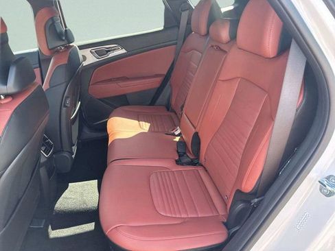 New 2026 Kia Sportage SX FWD image 16