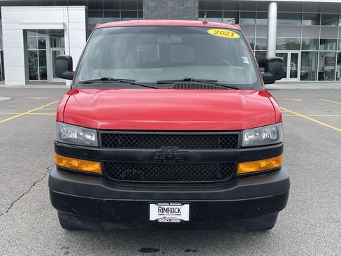 Used 2021 Chevrolet Express 3500 LS w/ Cold Climate Package RWD image 12