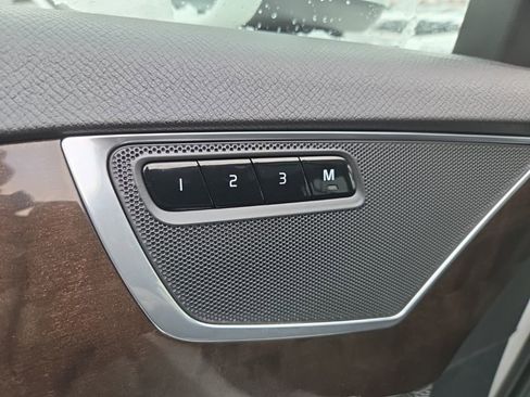 Used 2019 Volvo XC90 T6 Momentum image 17