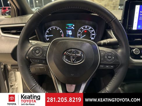 Certified 2025 Toyota Corolla SE image 18