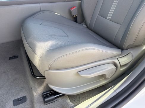 New 2026 Hyundai Elantra SE FWD image 11