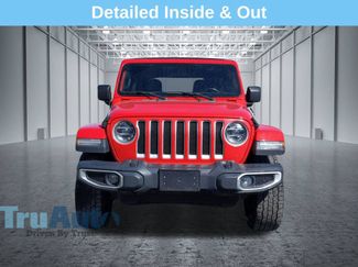 Used 2020 Jeep Wrangler Unlimited Sahara AWD/4WD video 2