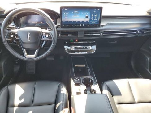 Certified 2023 Lincoln Corsair AWD image 26