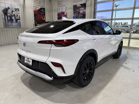 New 2026 Buick Envista Sport Touring w/ Convenience I Package image 8