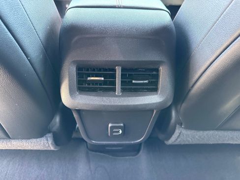 Used 2024 Chevrolet Equinox RS w/ RS Leather Package AWD/4WD image 18