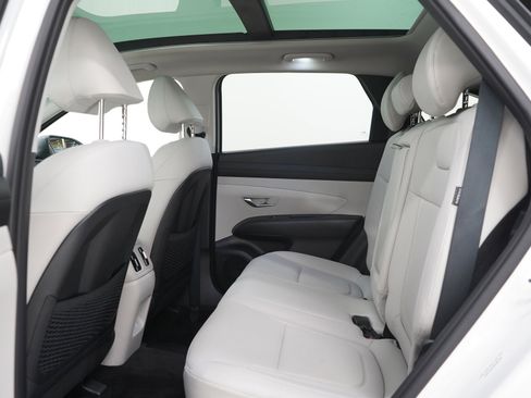 Certified 2025 Hyundai Tucson SEL AWD/4WD image 15