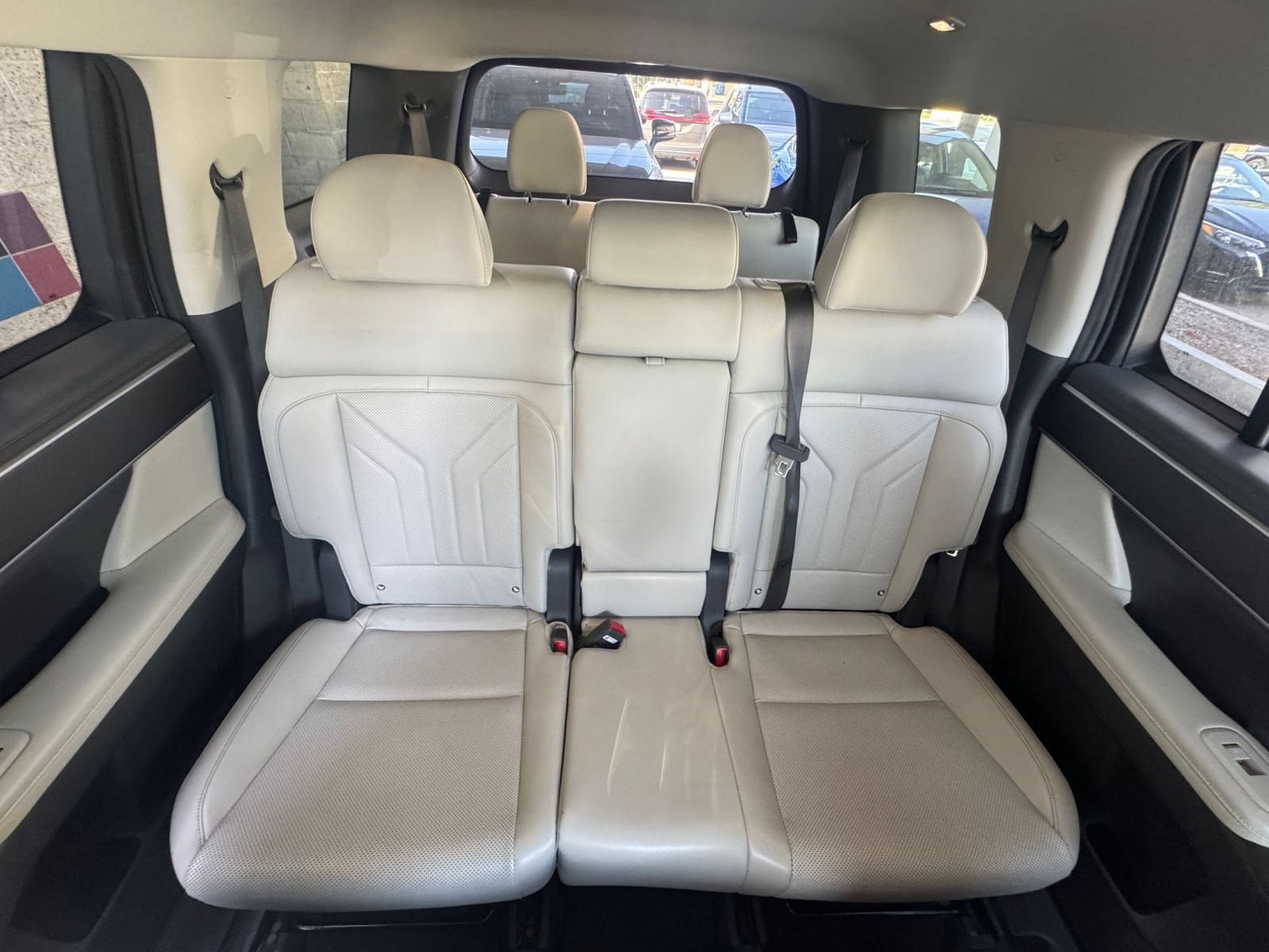 Used 2025 Hyundai Santa Fe SEL AWD/4WD image 40