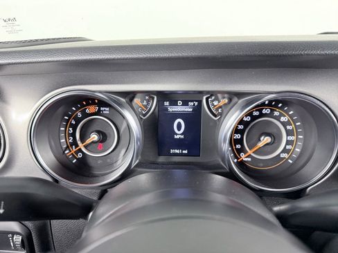 Used 2023 Jeep Wrangler Sport S image 15