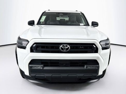 Certified 2025 Toyota 4Runner SR5 AWD/4WD image 8