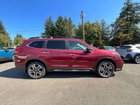 New 2025 Subaru Ascent Touring image 8