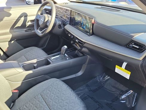 New 2026 Nissan Kicks SV FWD image 12
