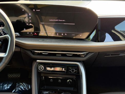 Used 2025 Audi Q5 Premium w/ Convenience Package AWD/4WD image 13