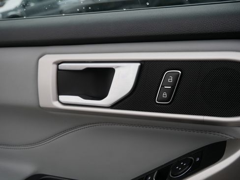 Used 2023 Ford Explorer XLT w/ Equipment Group 202A image 33