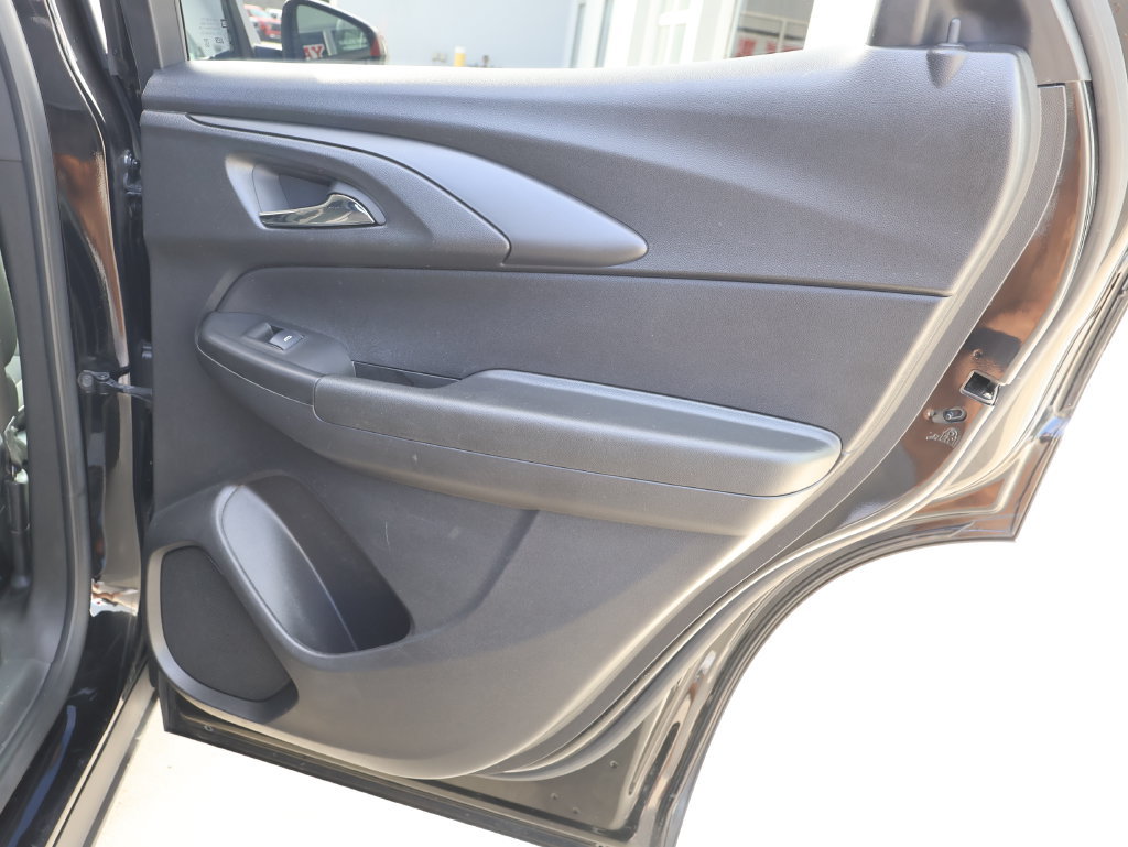 Certified 2023 Chevrolet TrailBlazer LT FWD image 28