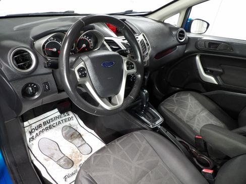 Used 2013 Ford Fiesta SE image 10