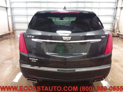 Used 2018 Cadillac XT5 Premium Luxury image 8