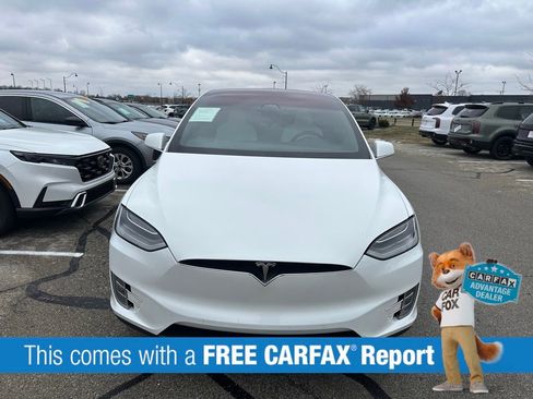 Used 2017 Tesla Model X 90D image 2