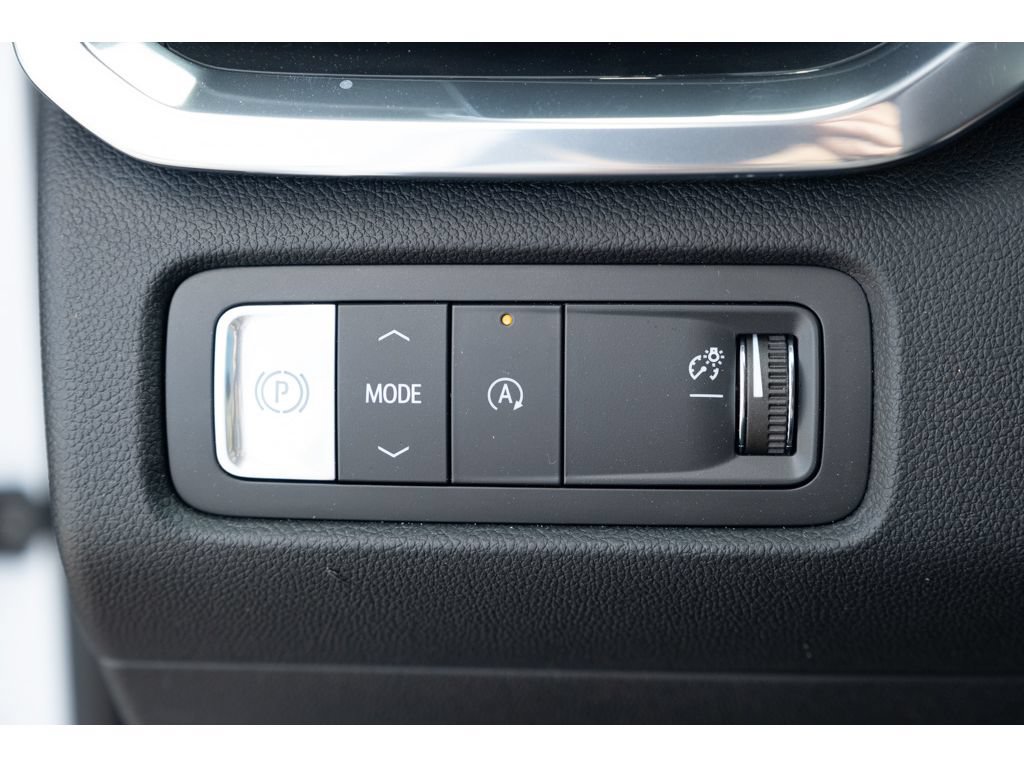 New 2026 GMC Acadia Elevation w/ Elevation Premium Package FWD image 30