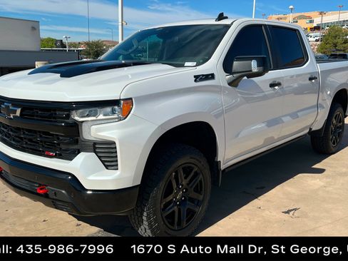 Used 2024 Chevrolet Silverado 1500 LT Trail Boss w/ LT Trail Boss Premium Package AWD/4WD image 1