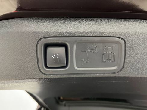 Used 2024 Lincoln Navigator L Reserve image 17