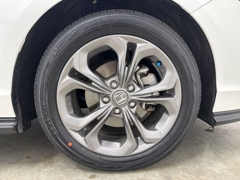 Certified 2024 Honda Accord EX image 14