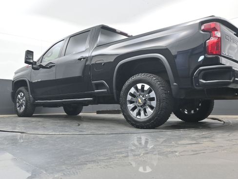Used 2024 Chevrolet Silverado 2500 Custom w/ Custom Value Package image 27