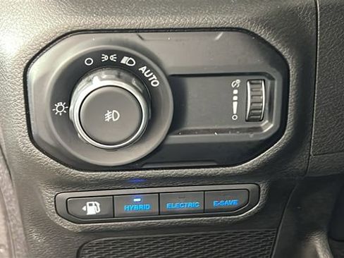 Used 2023 Jeep Wrangler Unlimited w/ Cold Weather Group AWD/4WD image 19
