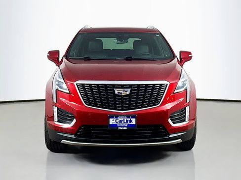 Used 2022 Cadillac XT5 Premium Luxury w/ Technology Package AWD/4WD image 2