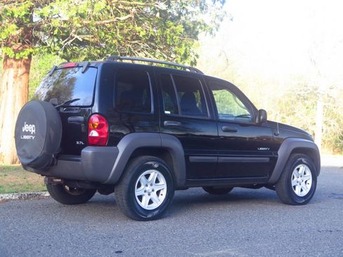 Used 2004 Jeep Liberty Sport w/ PWR Convenience Group image 4