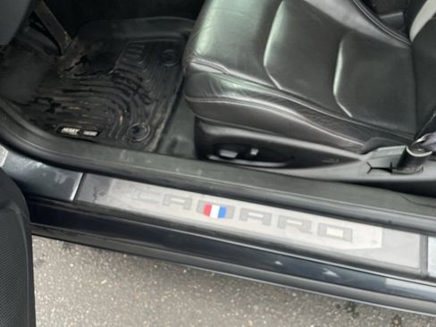 Used 2017 Chevrolet Camaro SS image 16