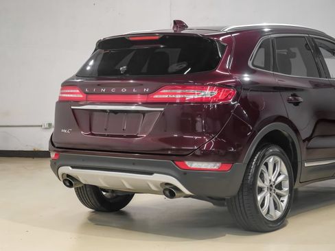 Used 2019 Lincoln MKC Select w/ Select Plus Package FWD image 12