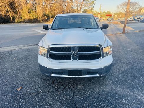 Used 2017 RAM 1500 Classic SLT image 2