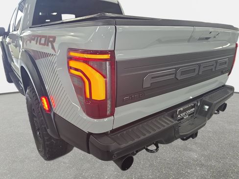Used 2024 Ford F150 Raptor AWD/4WD image 32