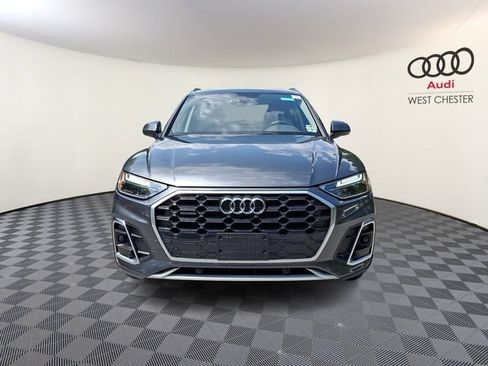 Used 2023 Audi Q5 2.0T Premium w/ Convenience Package AWD/4WD image 2