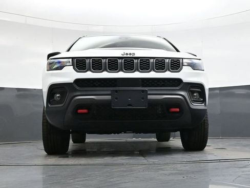 Used 2024 Jeep Compass Trailhawk image 40