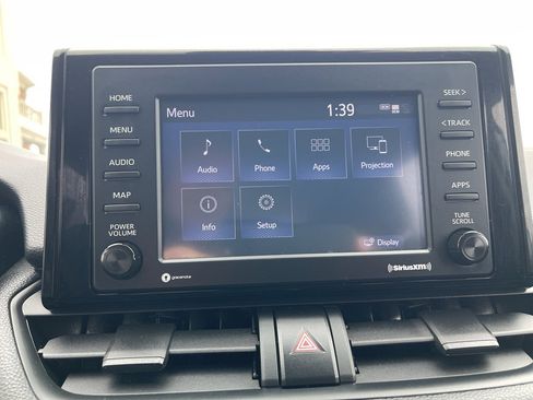 Used 2020 Toyota RAV4 LE image 22