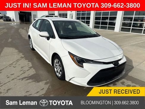 Used 2023 Toyota Corolla LE image 1
