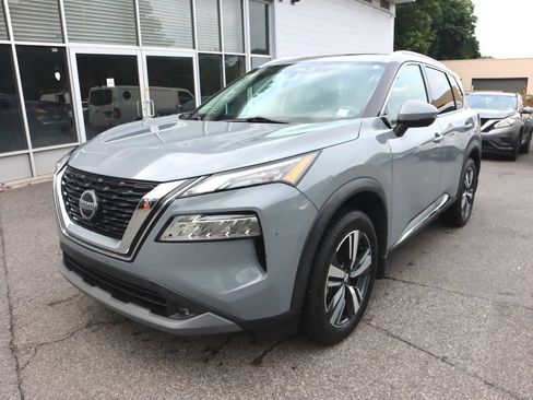 Used 2021 Nissan Rogue SL AWD/4WD image 3