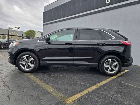 Used 2022 Ford Edge SEL w/ Convenience Package image 4