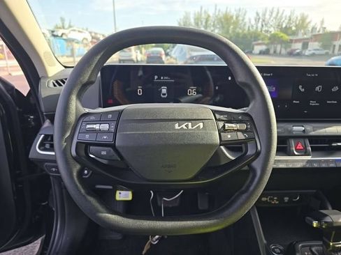 Used 2025 Kia K4 FWD image 6