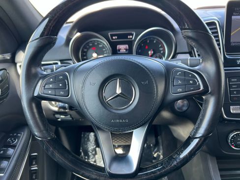 Used 2019 Mercedes-Benz GLS 550 4MATIC image 12