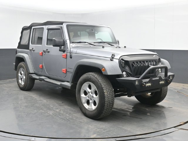 Used 2014 Jeep Wrangler Unlimited Sport w/ Quick Order Package 24S AWD/4WD image 2
