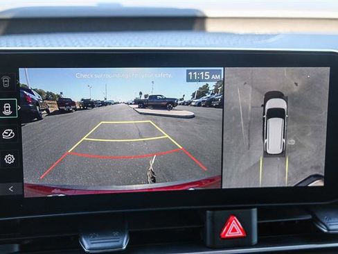 Used 2025 Kia Carnival SX image 23