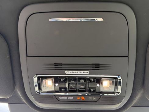 Used 2025 Lincoln Aviator Black Label AWD/4WD image 23