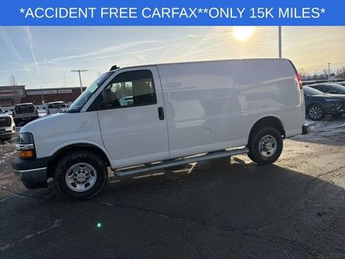 Used 2024 Chevrolet Express 2500 Work Van image 7