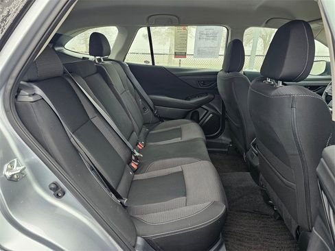 Used 2021 Subaru Outback 2.5i image 12