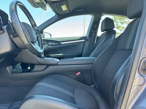 Used 2021 Honda Civic Sport image 16